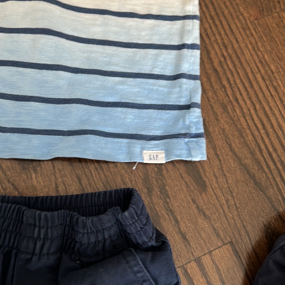 👗2T bundle of boys clothes, some GAP, Nautica and Polo. - Picture 4 of 5